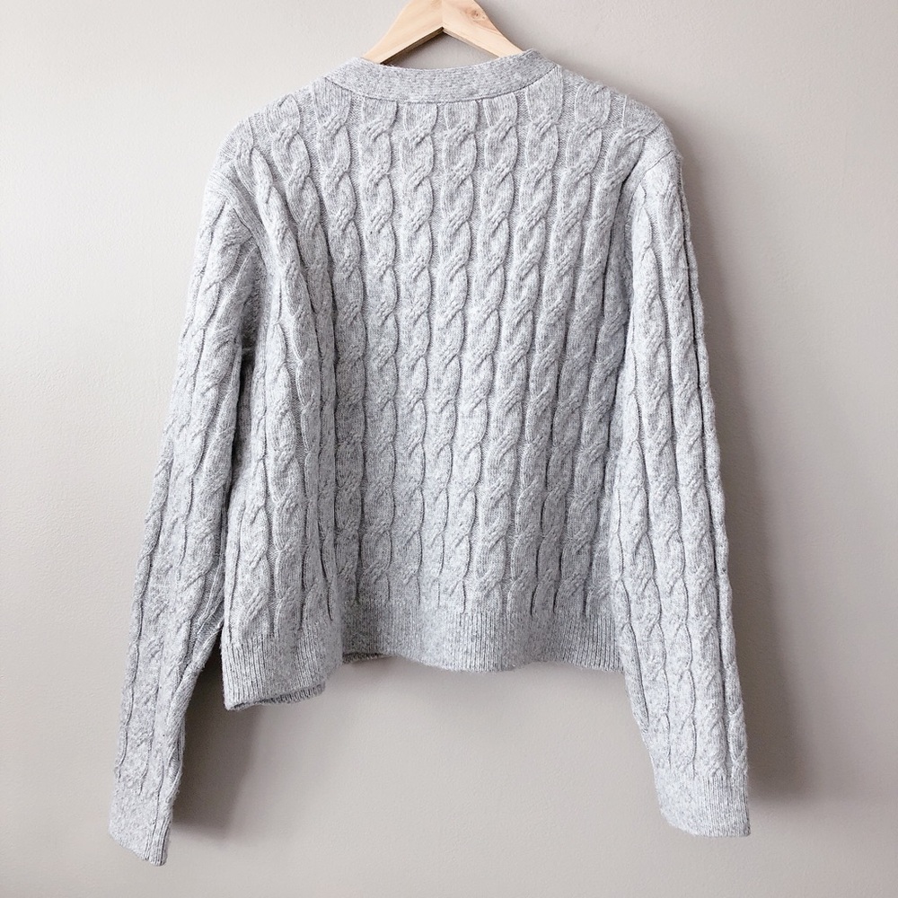 ❗SOLD ❗ Michael Kors Grey cardigan LG cable knit women's sweater - Picture 2 of 14